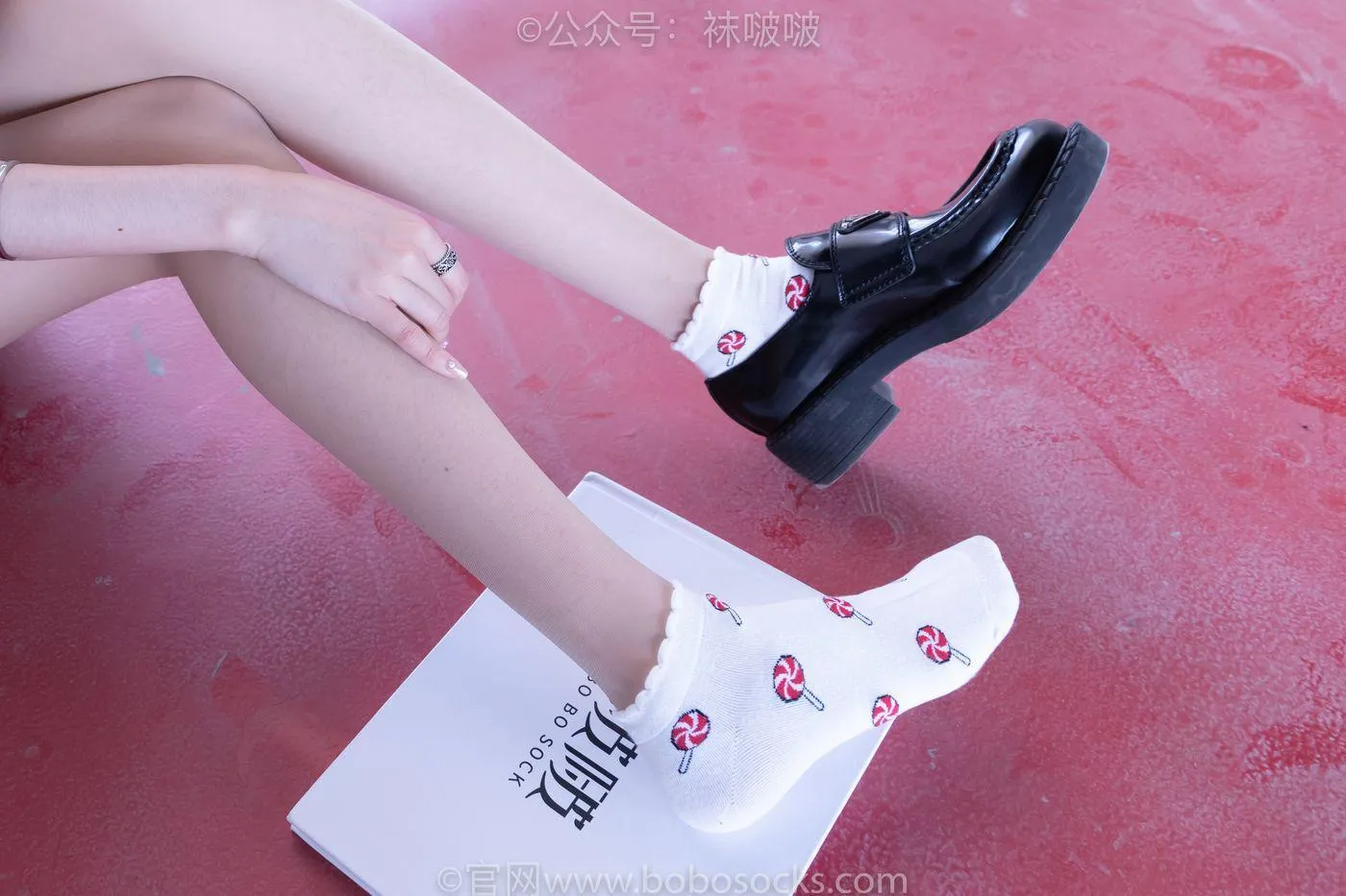 [BoBoSocks袜啵啵]NO.030 稚予- 皮鞋、短白棉袜、肉丝 [141P]插图3